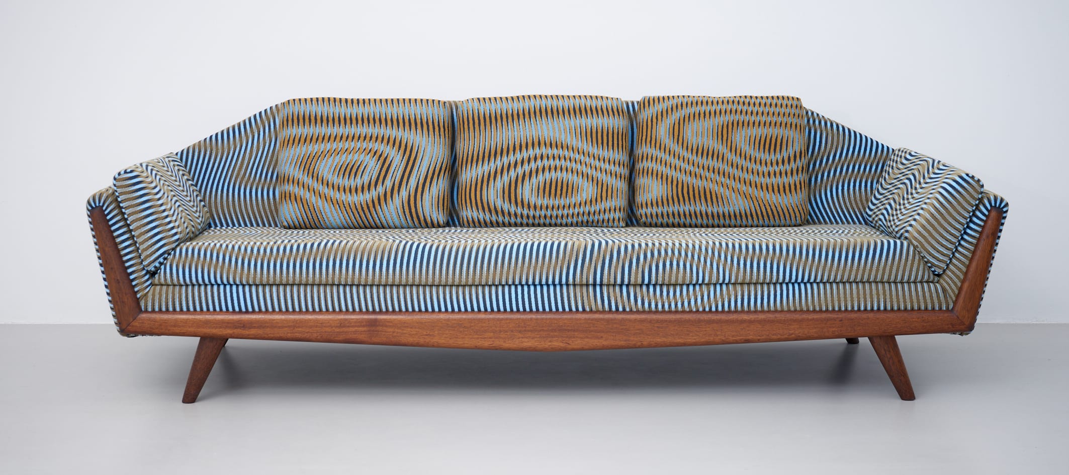 Case-Studies-Gondola-Sofa-Upholstery-2